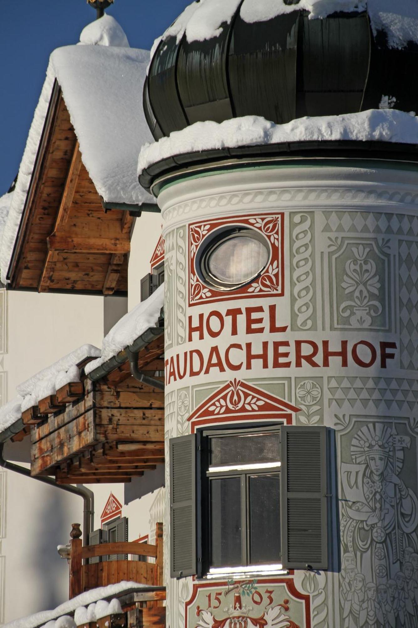 Hotel Staudacherhof History & Lifestyle Garmisch-Partenkirchen Exterior photo